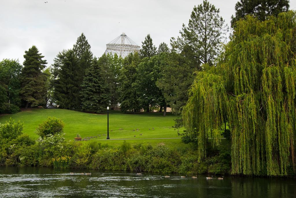 Oxford Suites Spokane Downtown Zewnętrze zdjęcie